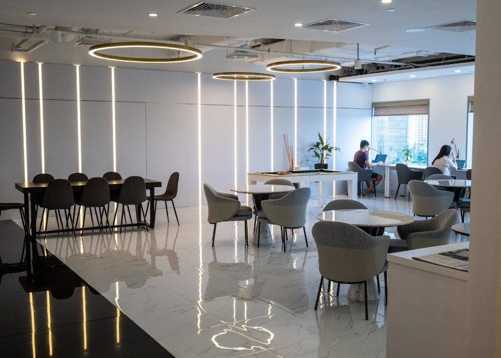 Top in Singapore: Ucommune-Suntec-City