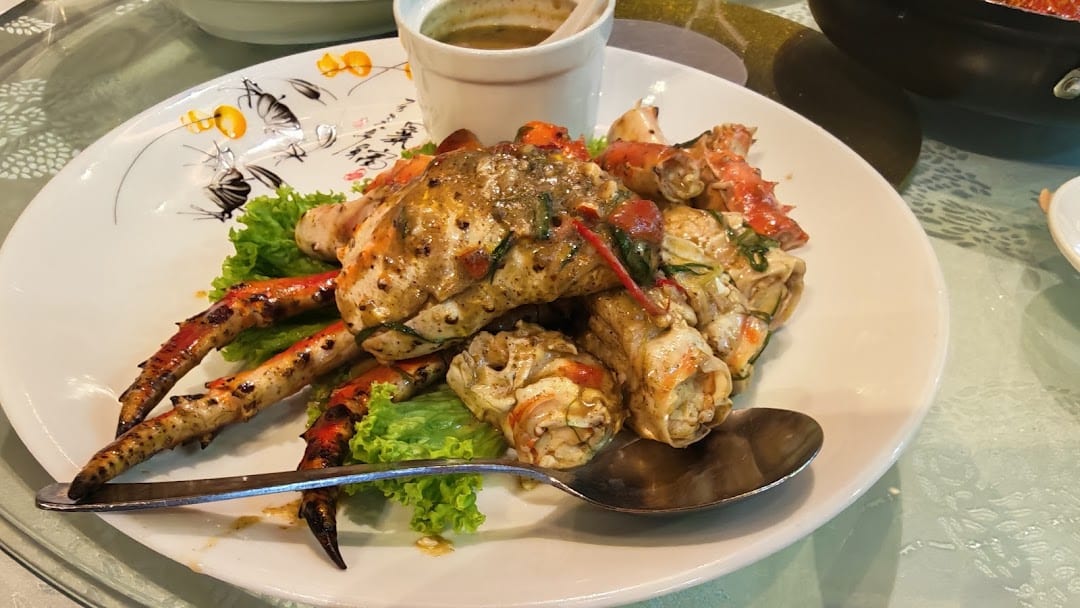Long Beach black pepper crab