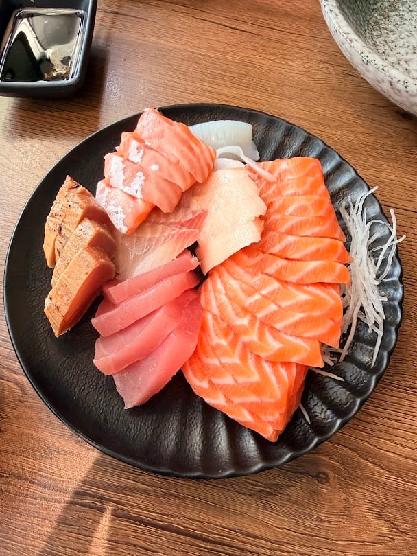 Shin Minori sashimi platter